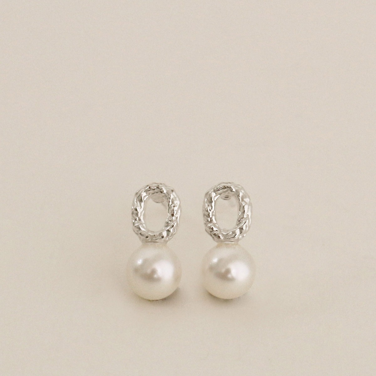 925 Silver Ariana Pearl Earrings/ 아리아나